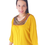 blusa amarilla manga larga diseño bordado cuello y borde en Marlu