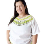 Blusa blanca bordado cuello y borde inferior 110-O29