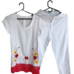 Conjunto Bordado blanco, blusa bordada y diseño floreado parte inferior 150-O12