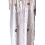 Vestido blanco bordado flores rojas Bordados Gladys
