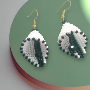 Aretes en copa en mostacilla hecho a mano 20 B (14)- Bisu Moda Creativa