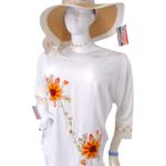 Blusa blanca diseño floreado media manga 140 MB(5)
