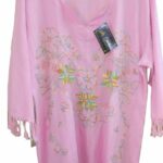 Blusa rosa bordado en centro, flecos en borde de mangas y parte inferior Bordados La Gorda artesanal 130 LF (14)