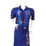 Vestido azul oscuro con diseño bordado en centro 190 CB(6)- Bordados CrisBran