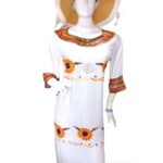 Vestido bordado con tejido en patecabra en cuello y bordado de girasoles en medio190 CB(35)- Bordados CrisBran