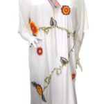 Vestido holgado blancon con diseños bordados en centro coloridos 230 CB(32)- Bordados CrisBran