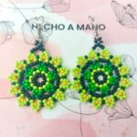 Arete en forma de flor verdes hecho a mano25 B (3)- Bisu Moda Creativa