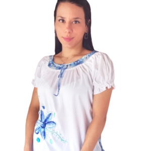 blusa blanca con borde de cuello bordado y diseño flor bordada 120-M5