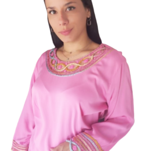 Blusa bordada rosada manga campana con diseño en cuello ,mangas y borde 155-M17