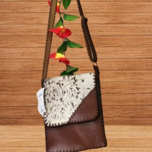 Bolso en cuero, diseño piel de vaca 75 F (20)- Artesanías Jumalu