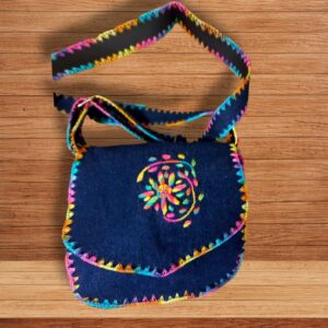 Bolso en jean tejido colorido floreado 60 F(11)- Artesanías Jumalu