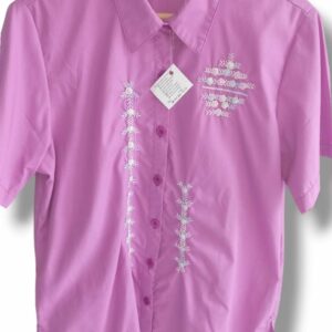 Camisa lila bordada con botones F51-100